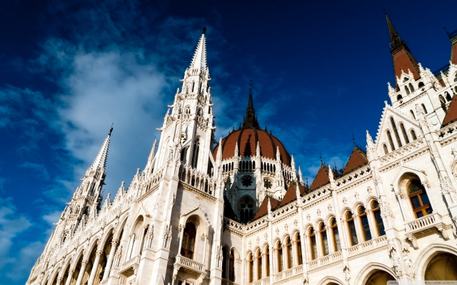 Large building clock sky clouds free wallpaper - medium preview image