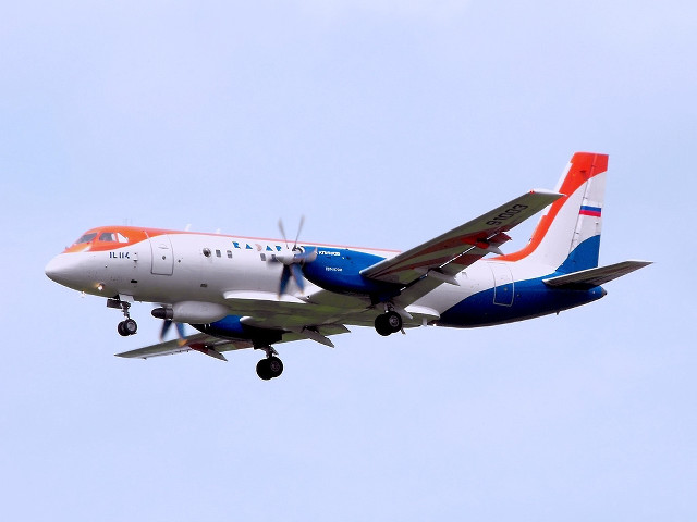Large passenger jet flying blue #6 free wallpaper - medium preview image