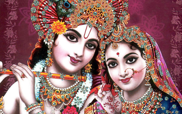 Two women indian garb jewelry free wallpaper - medium preview image