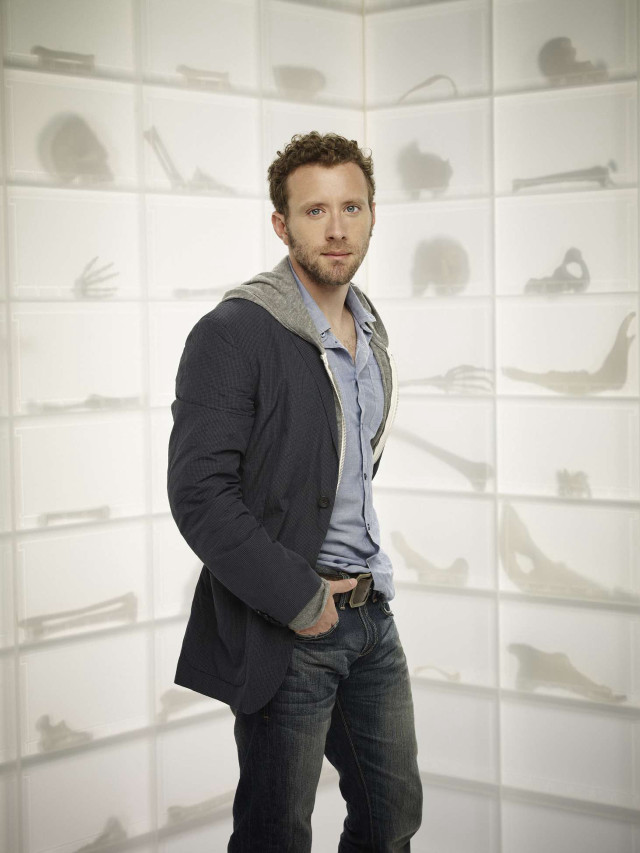 Man shoes wall shoeshelves room free wallpaper - medium preview image