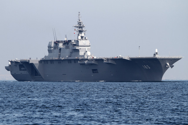 Large gray ship ocean sky #3 free wallpaper - medium preview image