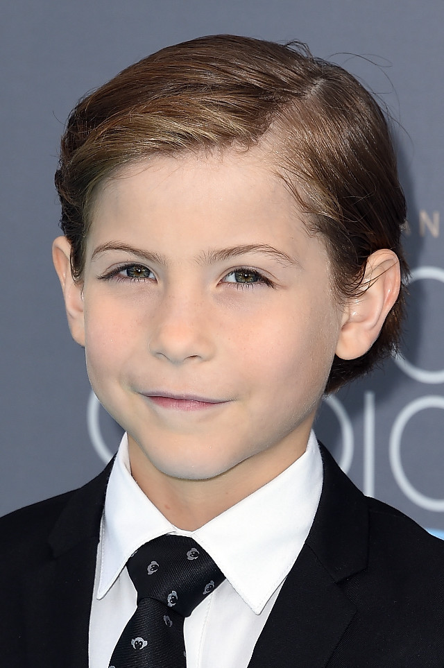 Young boy smiling suit tie free wallpaper - medium preview image