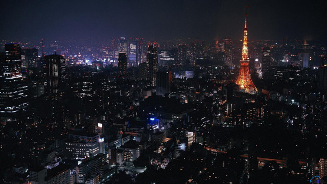 City night tower lights aurora free wallpaper - medium preview image