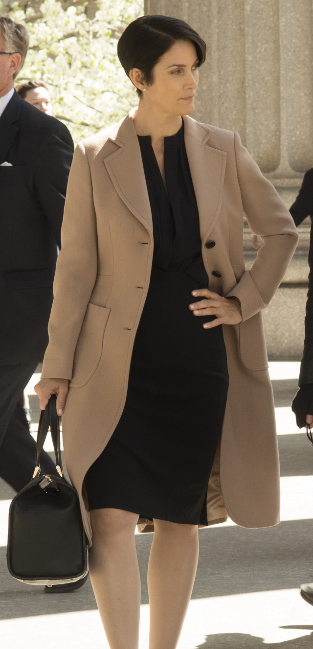 Elegant woman man suit coat free wallpaper - medium preview image