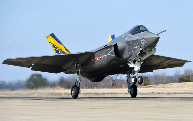 Fighter jet runway ready take free wallpaper - medium preview image