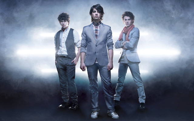 Three men suits light background free wallpaper - medium preview image