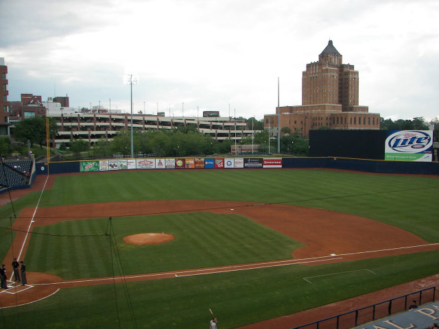 Baseball field building people watching free wallpaper - medium preview image