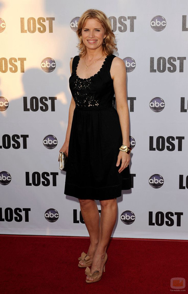 Woman black dress red carpet #27 free wallpaper - medium preview image