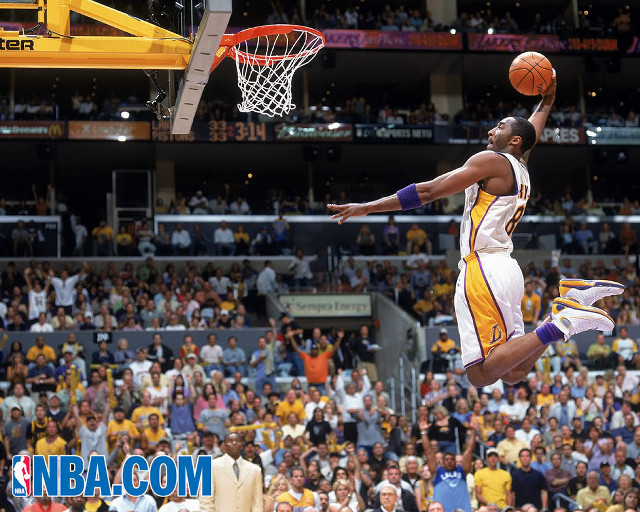 Man jumping dunk basketball game free wallpaper - medium preview image