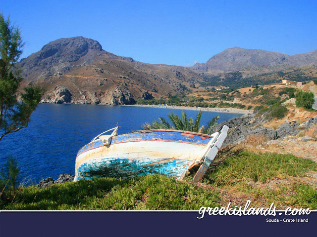 Lake mountains boat sky forest free wallpaper - medium preview image