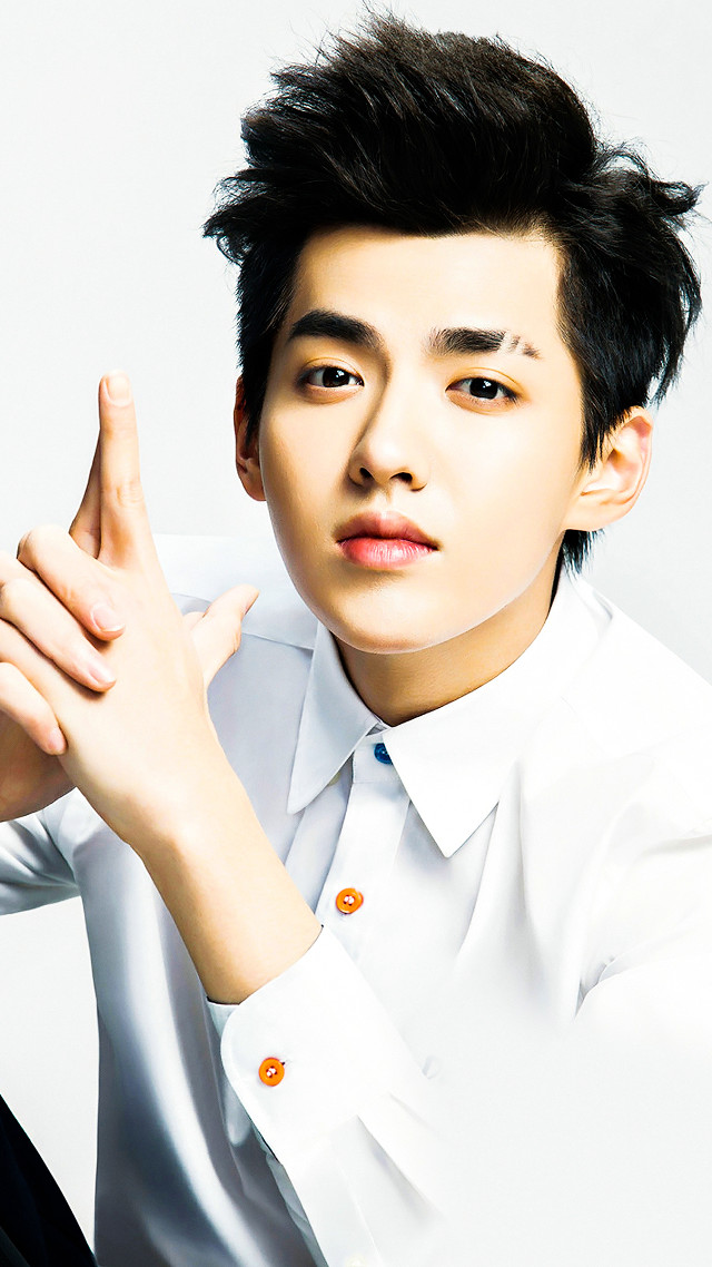 Man white shirt tie pose free wallpaper - medium preview image