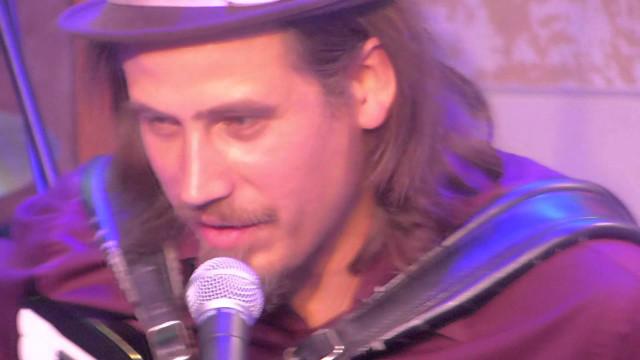 Man hat microphones steampunk impressionist free wallpaper - medium preview image