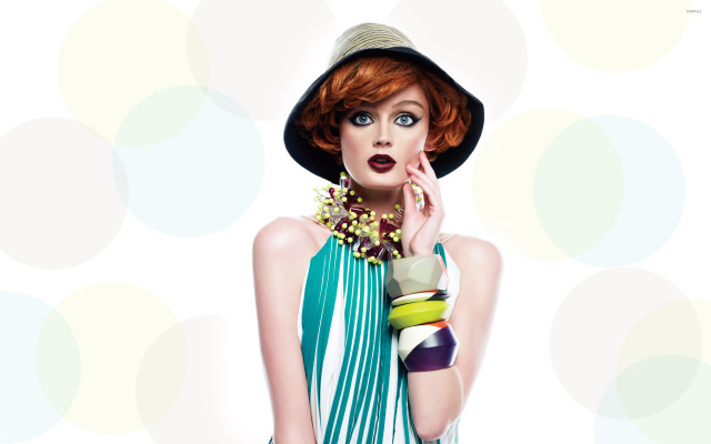 Woman hat necklace polka dot free wallpaper - medium preview image