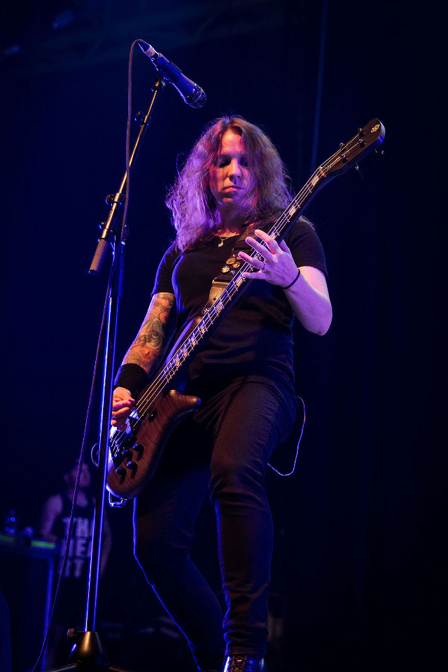 Man long hair guitar stage #6 free wallpaper - medium preview image