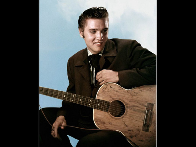 Man suit tie guitar pose free wallpaper - medium preview image