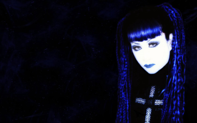 Blue hair woman cross chest free wallpaper for desktop - medium preview image