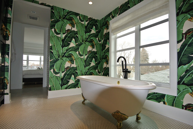 Bathroom tub window view palm free wallpaper - medium preview image