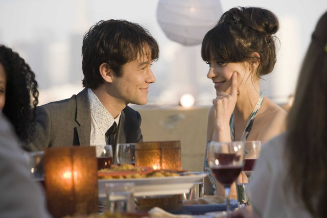 Man woman table wine glasses #2 free wallpaper - medium preview image