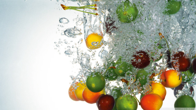 Falling fruit water bubbles green free wallpaper - medium preview image