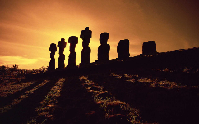 Moai hill cloudy sky sunset free wallpaper - medium preview image