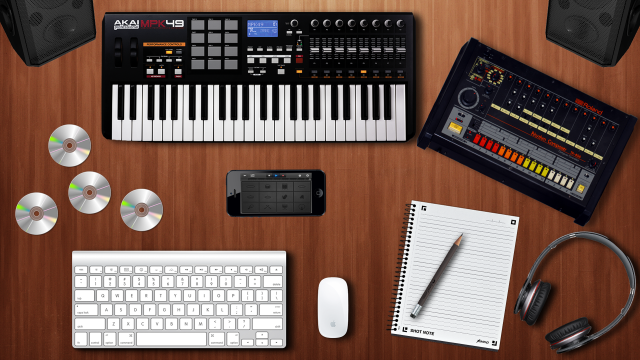 Desk keyboard image photo pic free wallpaper - medium preview image