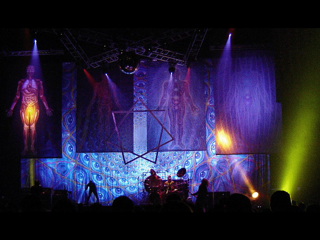Stage band lights curtain person free wallpaper - medium preview image