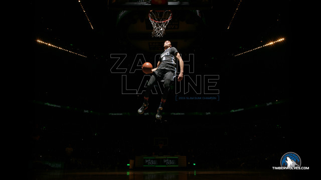 Basketball player jumping dunk arena free wallpaper - medium preview image
