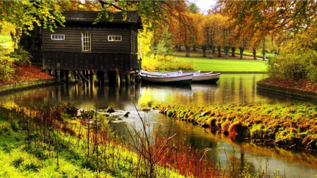 Boat docked cabin water park #2 free wallpaper - medium preview image