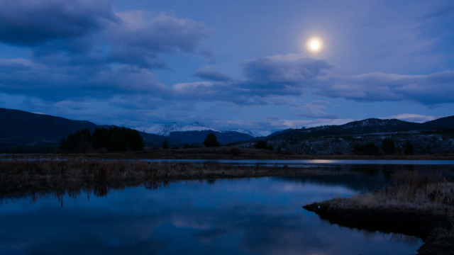 Full moon lake night mountains free wallpaper - medium preview image
