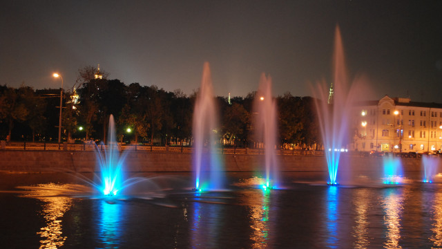 Fountains park lights nighttime group free wallpaper - medium preview image