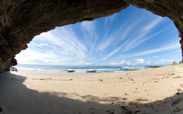 Beach cave view sunny day free wallpaper - medium preview image