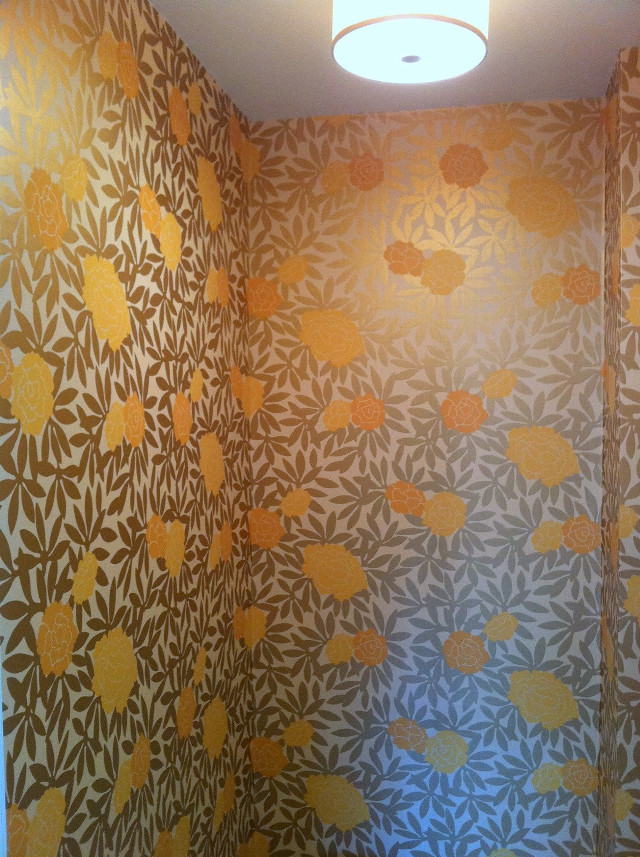 Bathroom toilet leaf wallpaper light free wallpaper - medium preview image