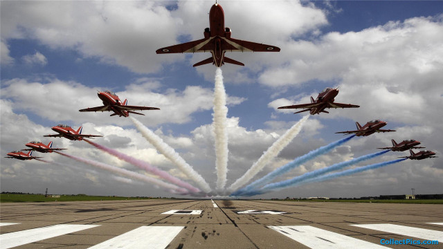 Jets formation colored smoke flying #2 free wallpaper - medium preview image