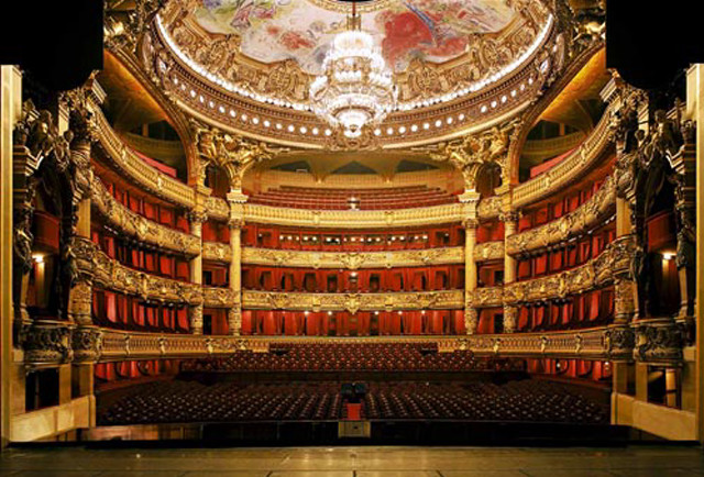 Auditorium chandelier ceiling clock large free wallpaper - medium preview image