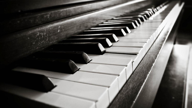 Piano closeup black white keys free wallpaper - medium preview image