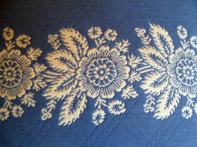 Blue white tablecloth flowers background free wallpaper - medium preview image
