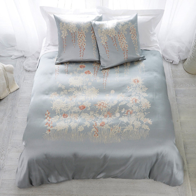 Bed blue comforter pillows white free wallpaper - medium preview image