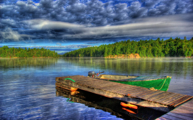 Boat docked wooden dock lake free wallpaper - medium preview image