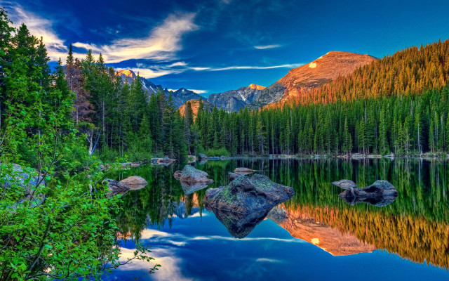 Mountain lake trees rocks blue free wallpaper - medium preview image