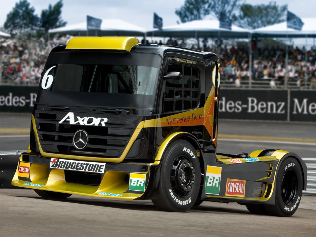 Truck race track crowd sporting free wallpaper - medium preview image