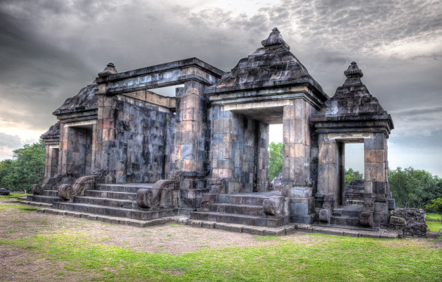 Stone structure steps sky clouds free wallpaper - medium preview image