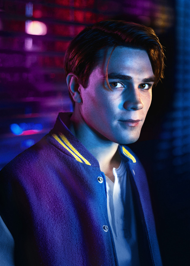 Man purple jacket blue shirt free wallpaper - medium preview image