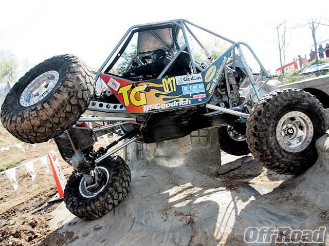 Person riding buggy dirt track free wallpaper - medium preview image
