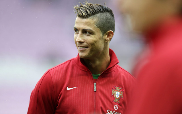 Man mohawk soccerfield redjacket greenshirt free wallpaper - medium preview image