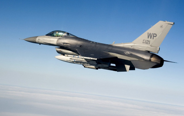 Fighter jet blue sky clouds #35 free wallpaper - medium preview image