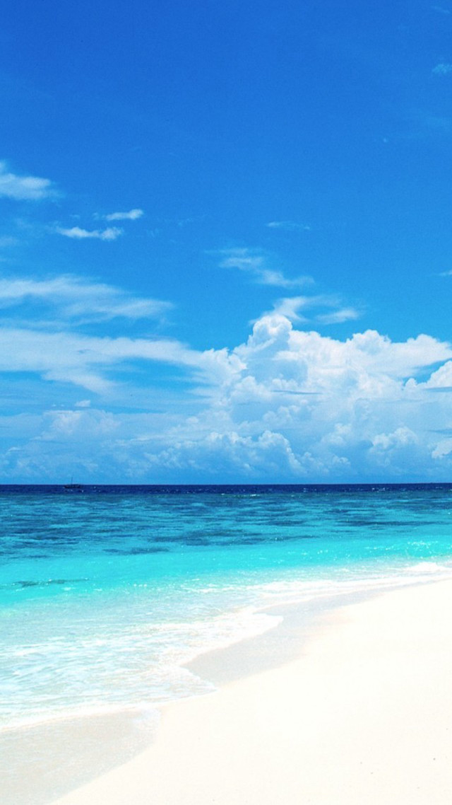 Beach blue sky white sand free wallpaper - medium preview image