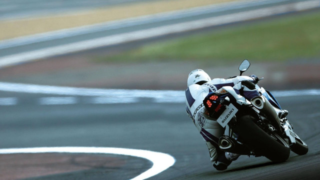 Motorcycle race track helmet rider free wallpaper - medium preview image