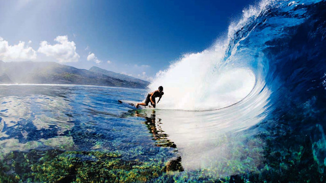 Surfing man wave ocean sunny #5 free wallpaper - medium preview image