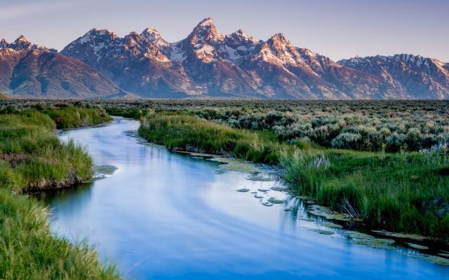 River lushfield mountain snow bridge free wallpaper - medium preview image