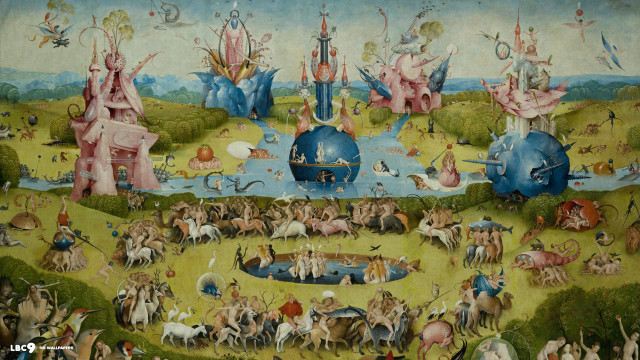 People animals field pond castle free wallpaper - medium preview image
